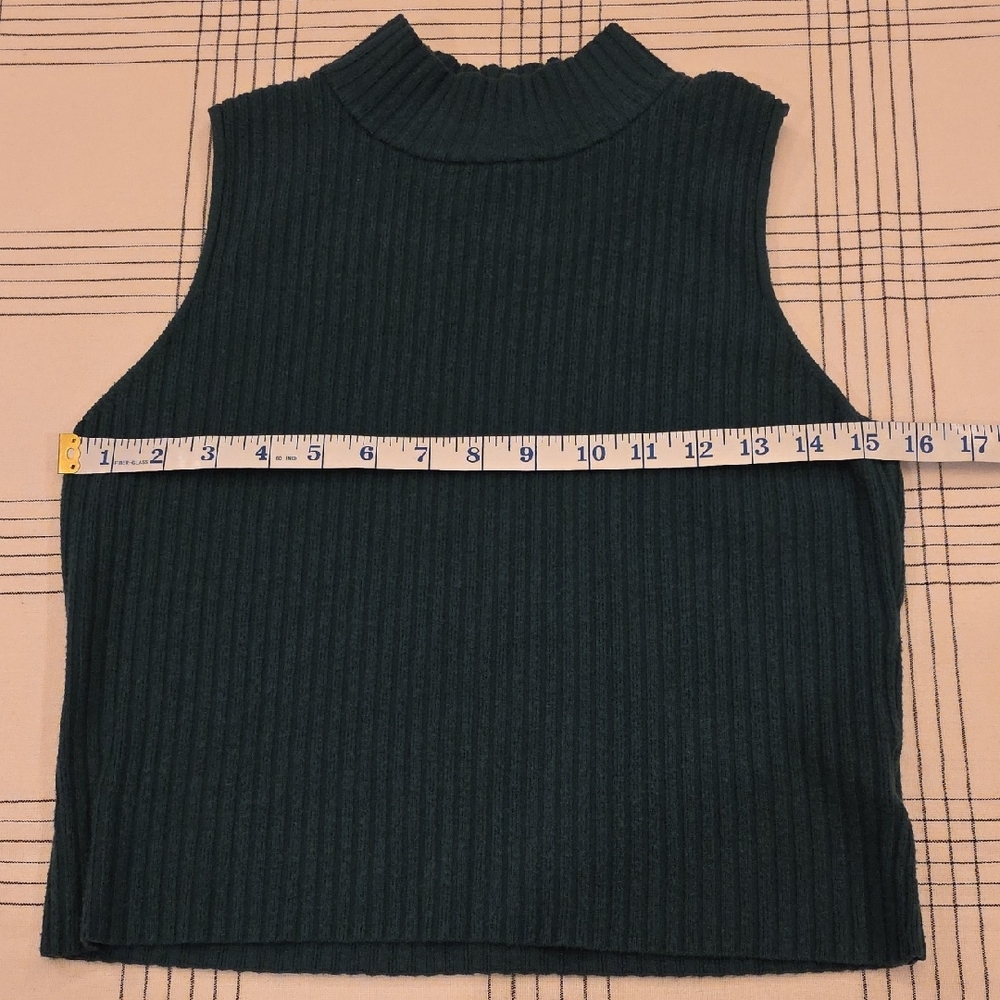Express Green Ribbed Tank Top - Picture 5 of 5